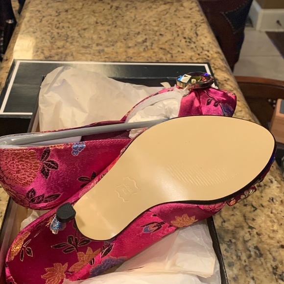 MIA Rock Candy Fuschia Fabric (NWT) - Picture 6 of 7